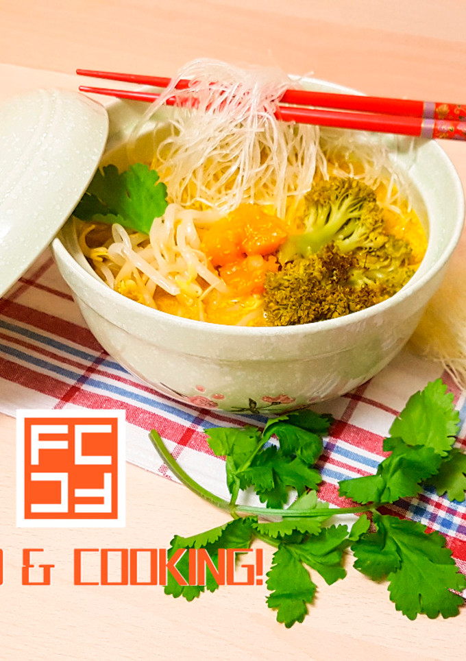 Una foto de Curry Laksa de Calabaza y Brócoli