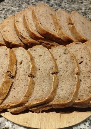 Una foto de Pan de Molde Integral de Centeno en Amasadora o al horno