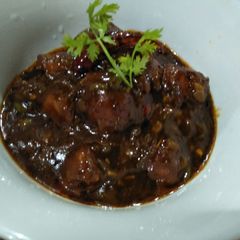 A picture of Chilli cheese balls.
