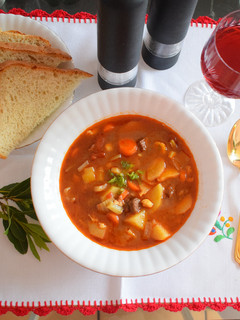 A picture of Gulyas Soup.