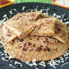 A picture of Healthy Pizza Pockets.