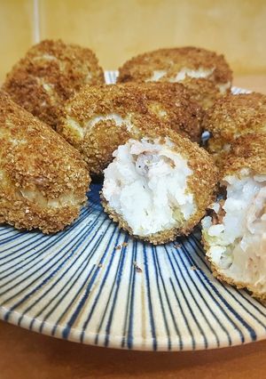 Foto principal de Croquetas de pollo y queso de cabra en airfryer