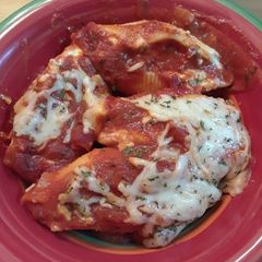 A picture of Spinach and Ricotta Stuffed Shells.