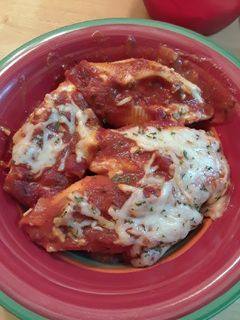 A picture of Spinach and Ricotta Stuffed Shells.