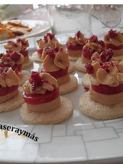 Foto principal de Canapés de foie y frambuesa