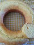 Bizcocho de harina de almendra y chocolate blanco