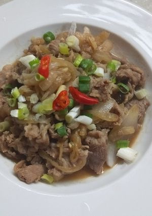 洋蔥炒牛雪花 的食譜成品照片