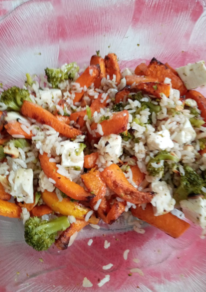 Una foto de Ensalada con calabaza templada en la freidora de aire