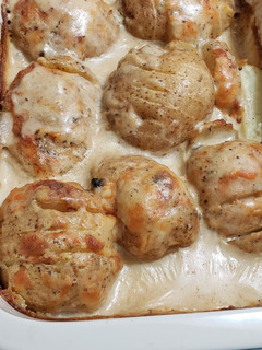 A picture of Creamy Hassle backs.