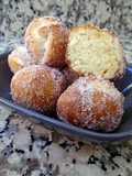 Castagnole o buñuelos italianos