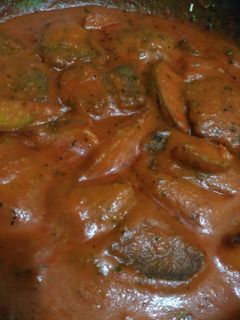 Una foto de Lengua de cerdo en salsa de pimientos asados