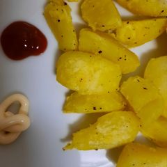 A picture of Buttered roast potatoes.