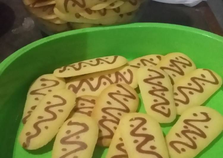 Langkah Mudah untuk Membuat Lidah Kucing batik, Bisa Manjain Lidah
