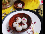 Coconut laddoo