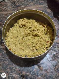 பீர்க்கங்காய் தோல் துவையல்🥒🥒🥒🍛🍛 (Peerkankaai thol thuvaiyal recipe in tamil) செய்முறை முக்கிய புகைப்படம்