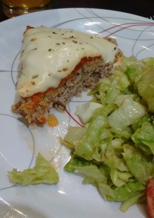 Una foto de Carne a la pizza
