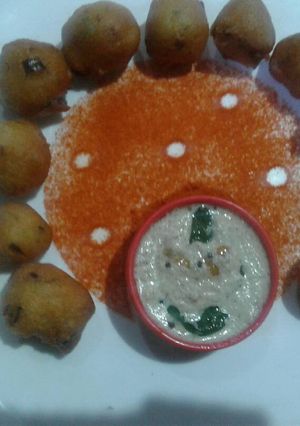 राइस बोंडा (Rice bonda recipe in hindi) रेसिपी मुख्य फोटो