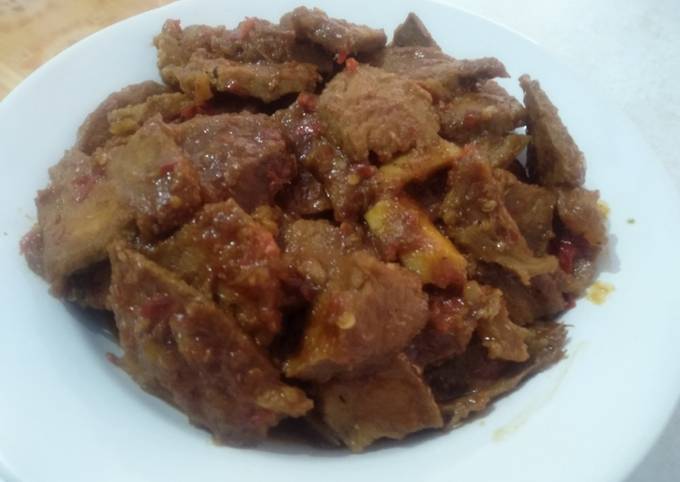 Daging sapi masak manis