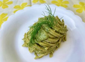 Foto di Pasta al pesto di aneto e nocciole