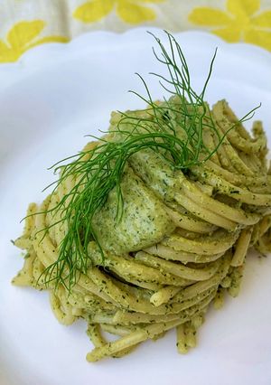Foto di Pasta al pesto di aneto e nocciole