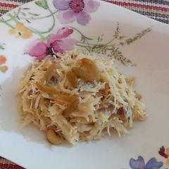 A picture of Sheer khurma.