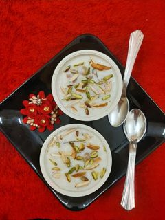 चावल की खीर (Chawal ki kheer recipe in hindi) रेसिपी मुख्य फोटो