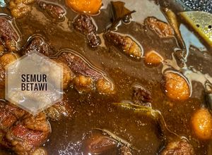 Foto resep Semur Betawi (Daging sapi dan kentang)
