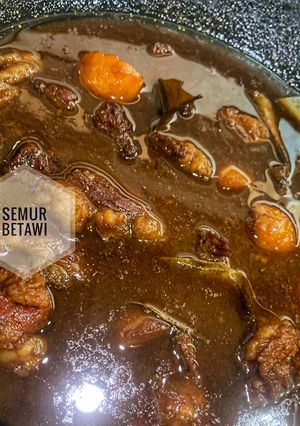 Foto resep Semur Betawi (Daging sapi dan kentang)