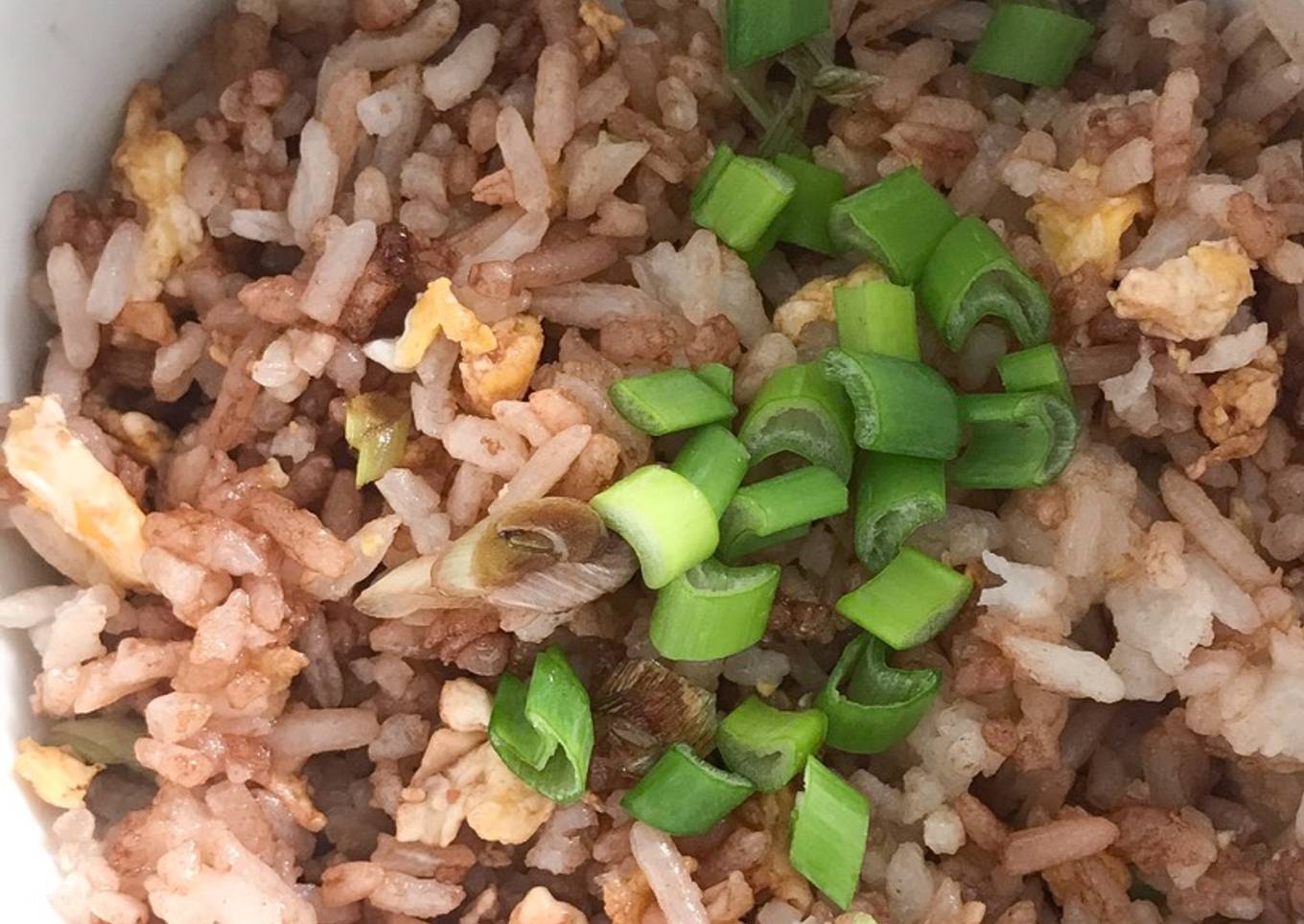 Arroz chino frito con huevo