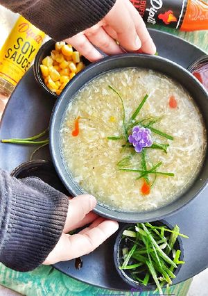 A picture of Chicken corn soup.