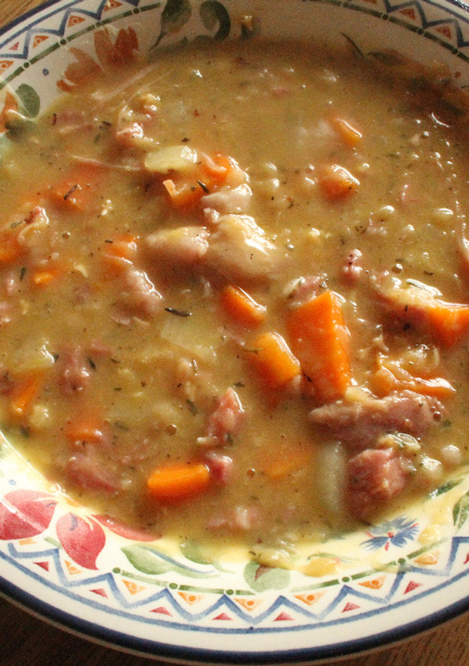 Una foto de Sopa de arvejas de campo, a la Jorge
