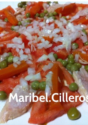 Foto principal de Ensalada de ventresca multicolor
