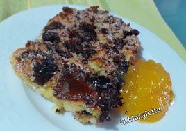 Pane raffermo con uova, latte, cioccolato e cannella
