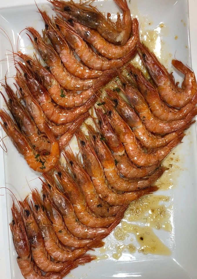 Una foto de Gambas de Huelva al horno