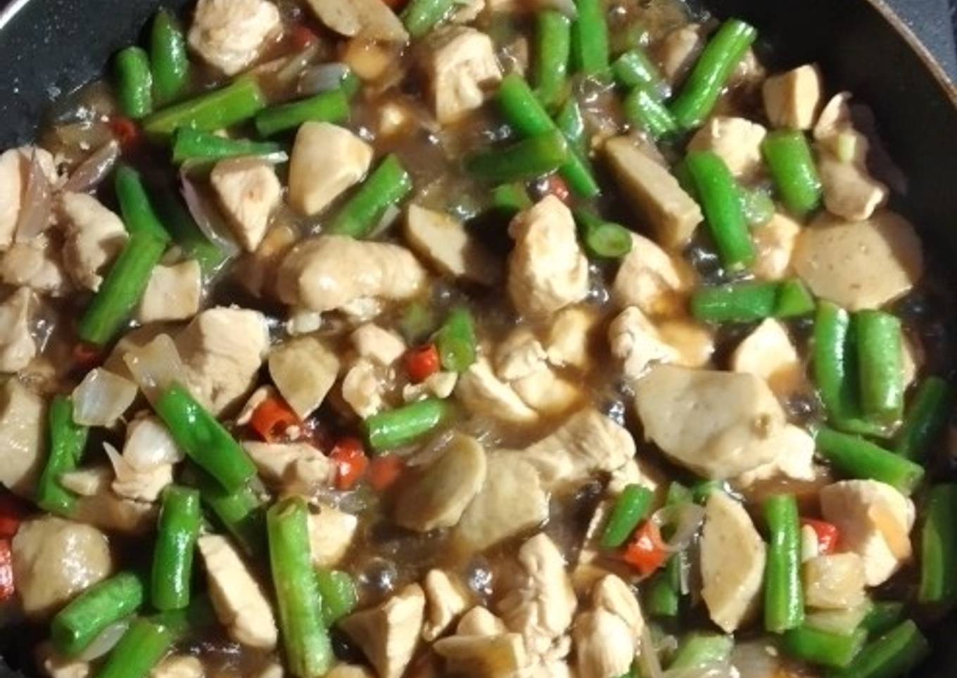 Tumis ayam sayuran lada hitam