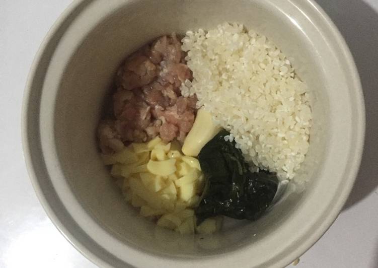 Mpasi ayamkampung kangkung 8bulan(slowcooker)