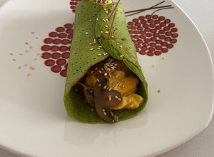 Una foto de Crepes de espinaca con huevo