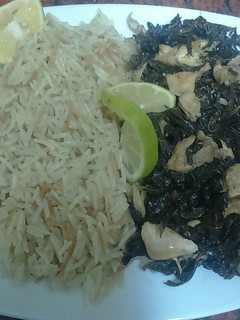 صورة لوصفة رز وملوخيه بالدجاج