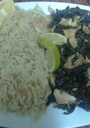 صورة لوصفة رز وملوخيه بالدجاج