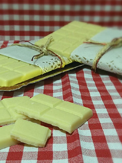 Una foto de Chocolate blanco vegano