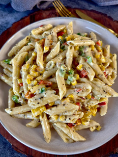 A picture of White Sauce Pasta.