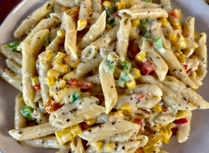 A picture of White Sauce Pasta.