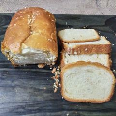 A picture of Bread.