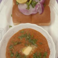 A picture of Pav bhaji.