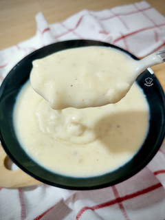 Una foto de Bechamel con cebolla