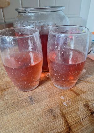 Une photo de Thé glacé fraise Hibiscus