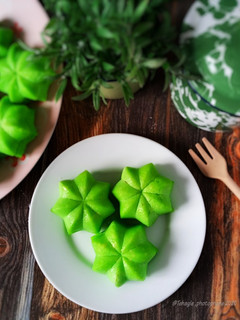 Foto resep Bolu kukus pandan keju debm