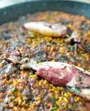 Arroz con calamar y alga dulse