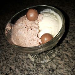 A picture of Home made vanilla and chocolate icecream.