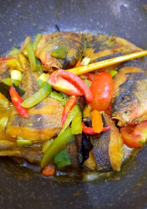 Foto resep Pesmol Ikan Ekor Kuning
